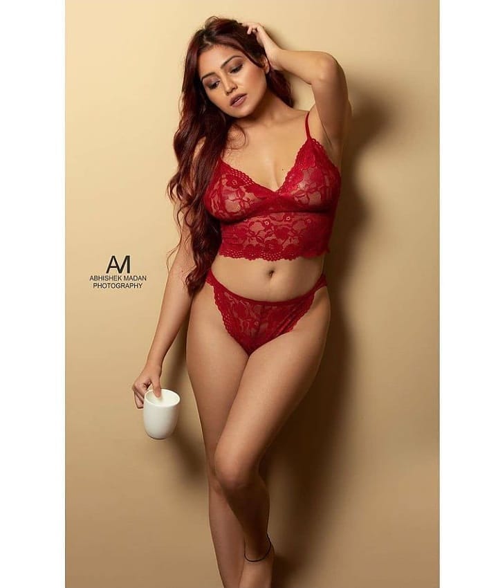 TSEMINYU EROTIC💥CALL GIRL WET PUSSY SOFT ASS ROUND BOOBS READY FOR WILD...