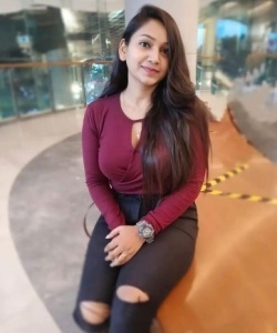 Independent Call Girls in Vaishali Ghaziabad Nisha ( 22 Years)